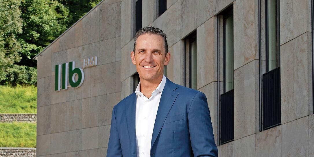 Interview LLB CEO Gabriel Brenna zum neuen Logo, Vaduz Interview LLB CEO Gabriel Brenna zum neuen Logo, Vaduz