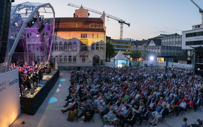 Vaduz Classic mit Nigel Kennedy und Sinfonieorchester Liechtenstein