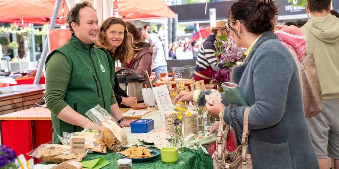 Frühlingsmarkt - Lokal+Fair trifft Biodiversität in Vaduz