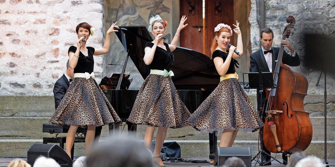 The Sam Singers, Balzers