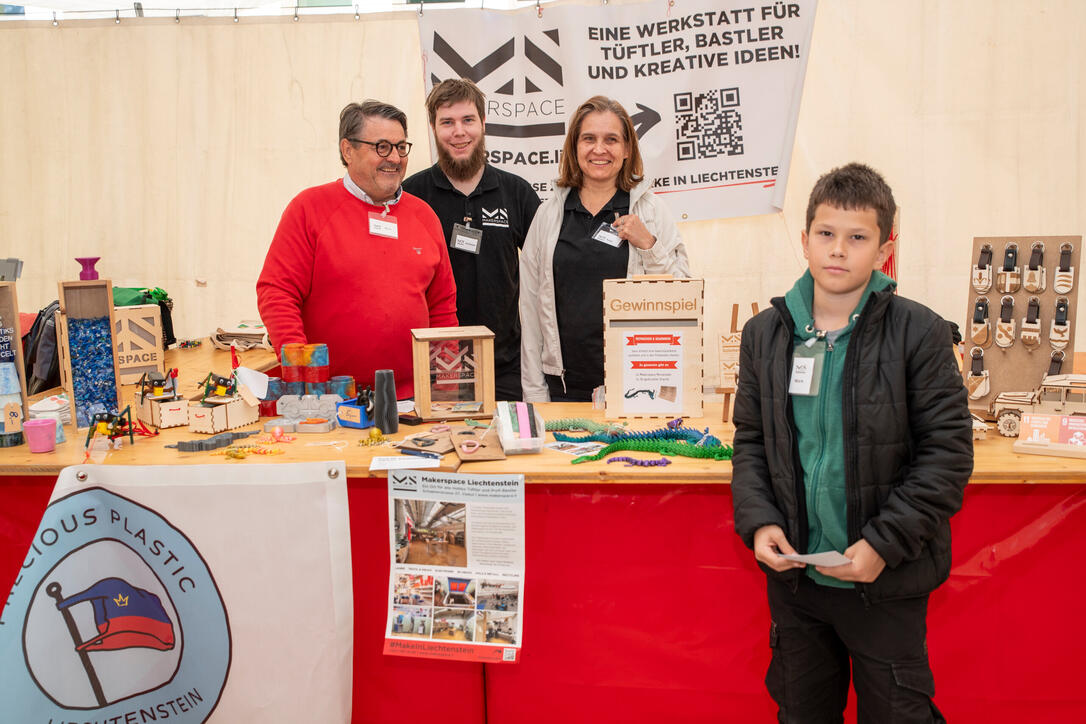 Frühlingsmarkt - Lokal+Fair trifft Biodiversität in Vaduz