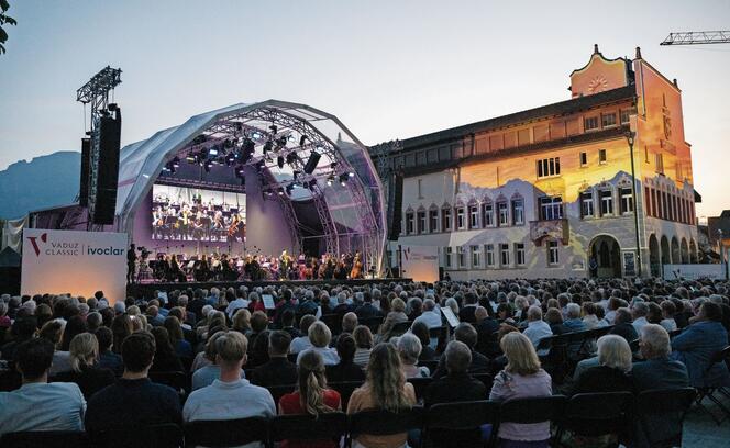 Eröffnungskonzert Vaduz Classic: Nigel Kennedy und Sinfonieorchester Liechtenstein, Vaduz