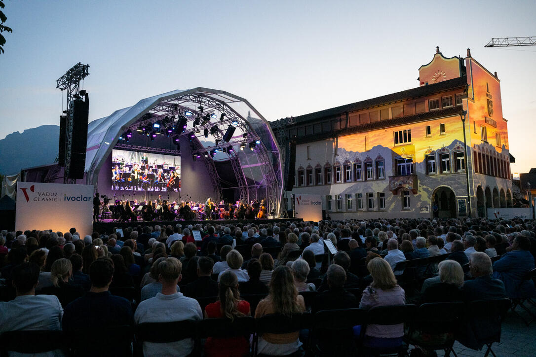 Vaduz Classic mit Nigel Kennedy und Sinfonieorchester Liechtenstein