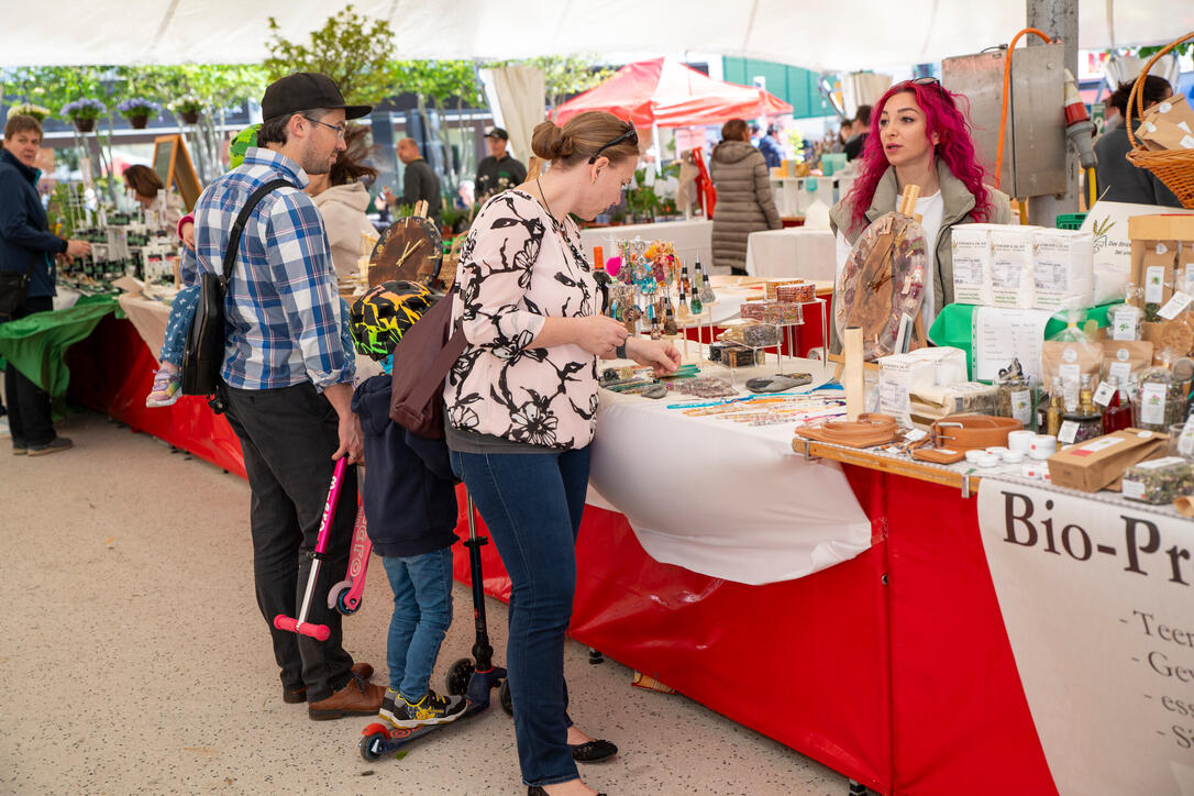 Frühlingsmarkt - Lokal+Fair trifft Biodiversität in Vaduz