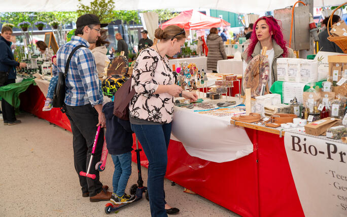 Frühlingsmarkt - Lokal+Fair trifft Biodiversität in Vaduz