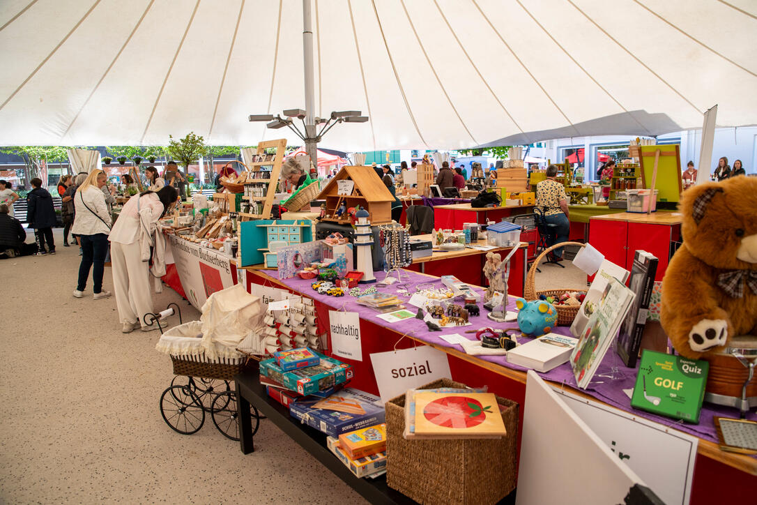 Frühlingsmarkt - Lokal+Fair trifft Biodiversität in Vaduz