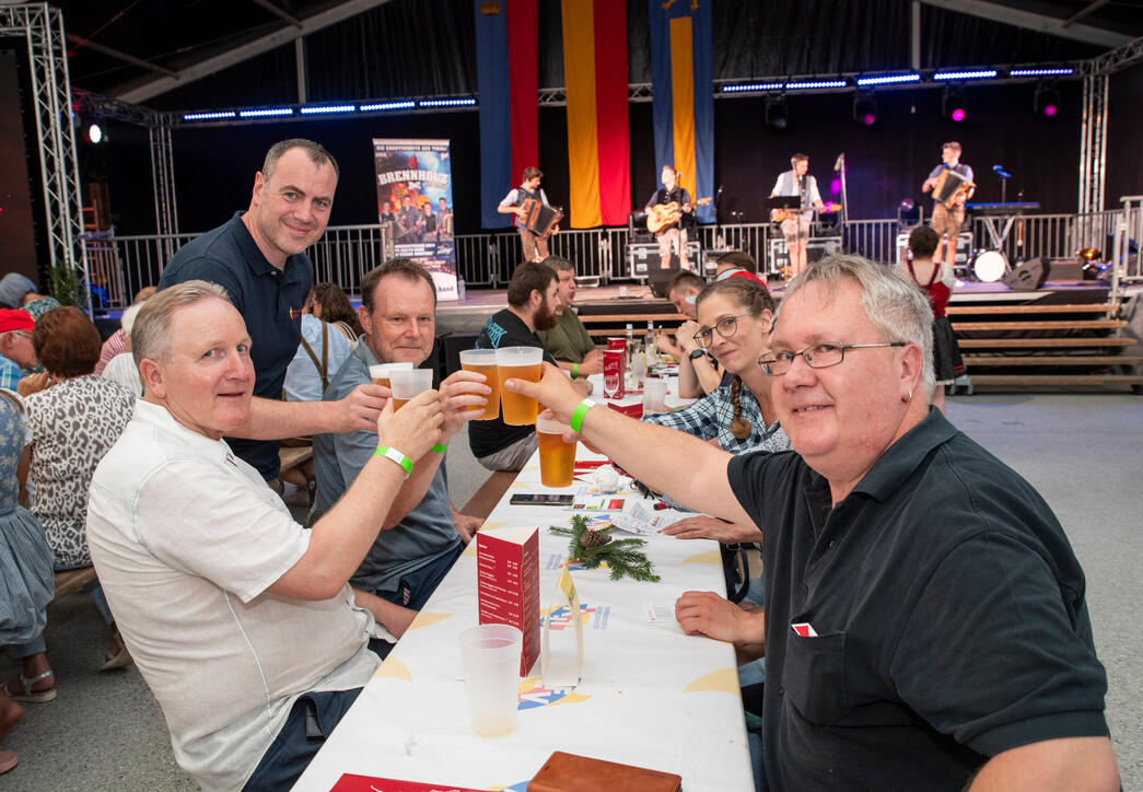 Kick-off Landesfeuerwehrtag mit "Füürwehrstadl" in Balzers